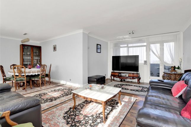 The Knoll, London, W13 2 bed apartment for sale