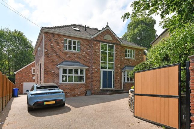 6 bedroom detached house for sale