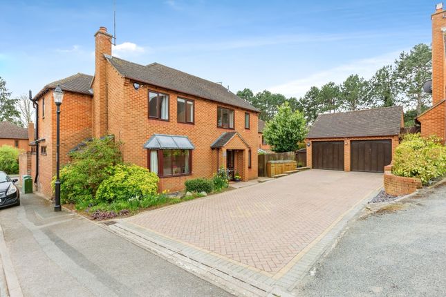 4 bed detached house