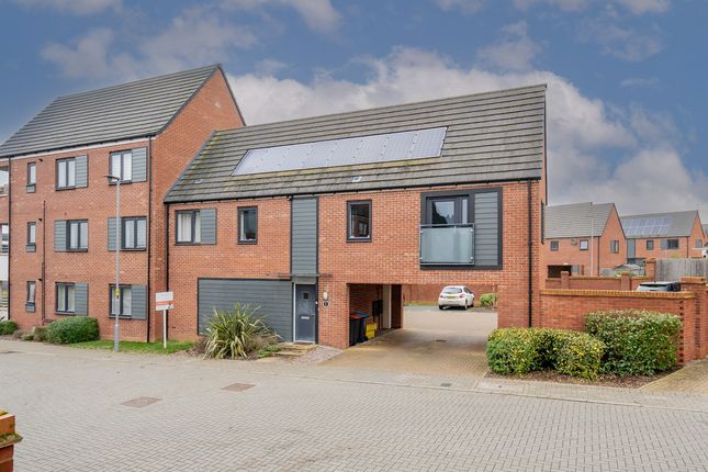 Flavius Gardens, Milton Keynes, MK11 2 bed semi