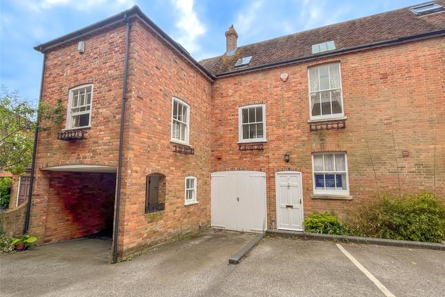 3 bed terraced house