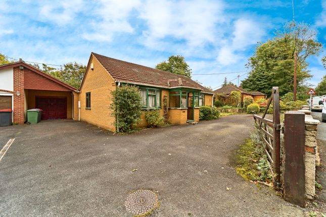 2 bed detached bungalow