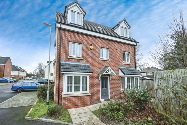 4 bed semi-detached house