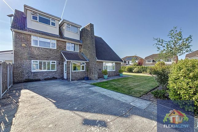 6 bedroom detached house for sale