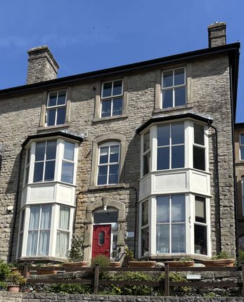 1 bed flat