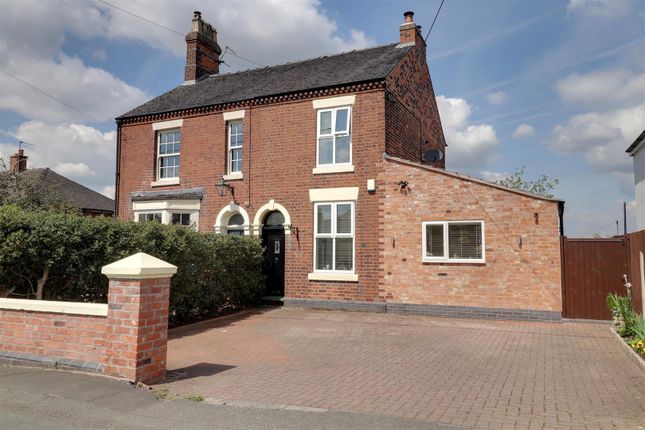 4 bedroom semi-detached house for sale