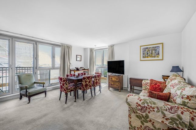 Carronade Court, Eden Grove, London 3 bed flat for sale