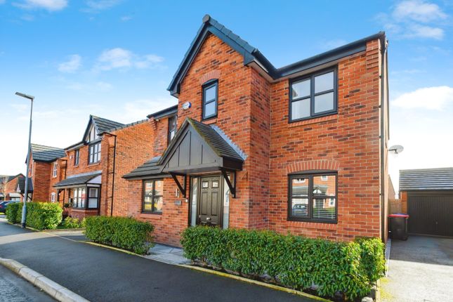 4 bed detached house