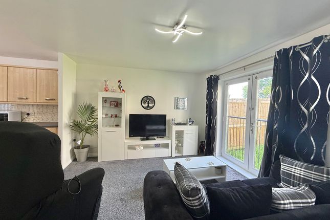 2 bed flat