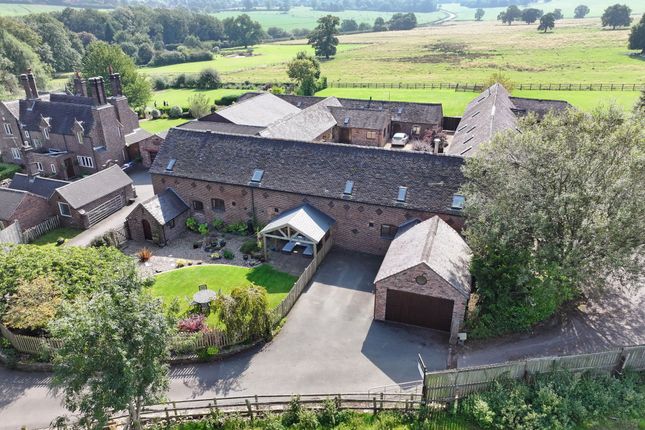 5 bedroom semi-detached house for sale