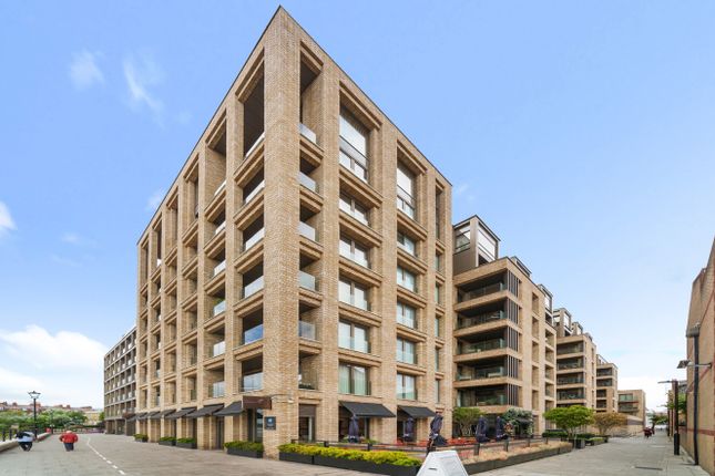 Crisp Road, Hammersmith, W6 1 bed apartment for sale