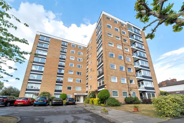 Grove Road, Surbiton 2 bed apartment for sale