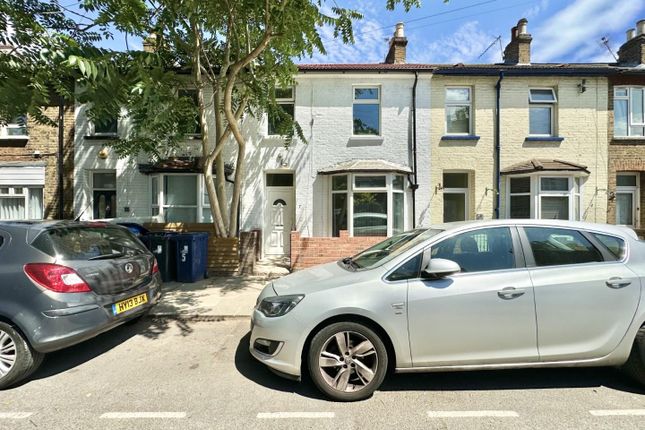 Grosvenor Road, Hanwell, W7 1HP 3 bed house for sale