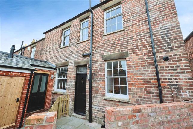 2 bed terraced house