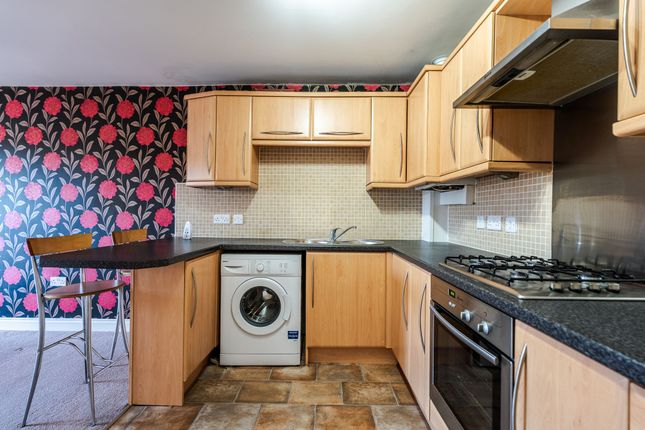 Mill Lane, Dewsbury, WF12 1 bed apartment for sale