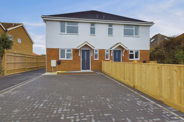 Crabtree Lane, Lancing, BN15 9PN 3 bed semi