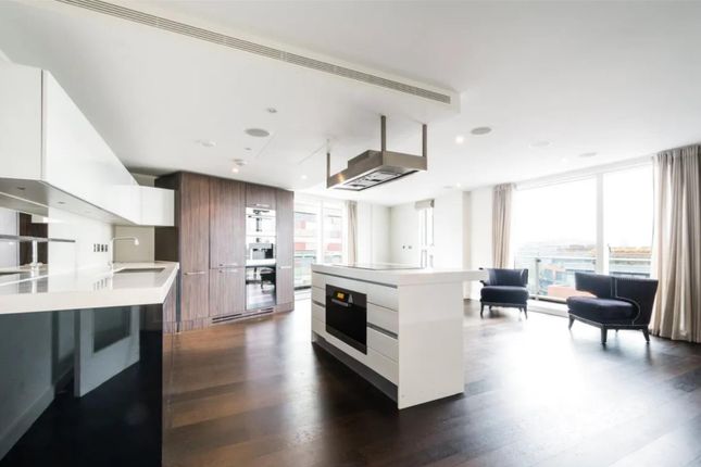 Apartment, Moore House, Gatliff... 3 bed apartment for sale