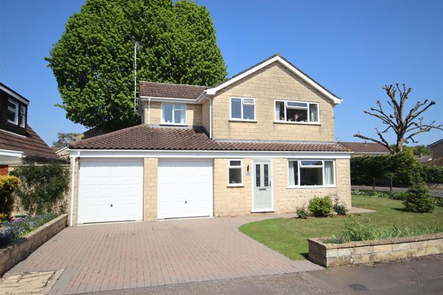 4 bed detached house