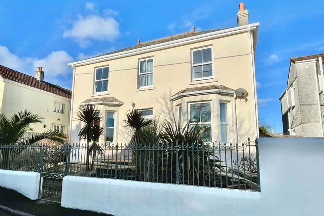 Poltair Avenue, St. Austell PL25 4 bed detached house for sale