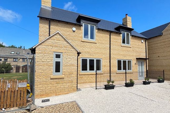 Sandy Lane Court, Upper Rissington... 2 bed semi