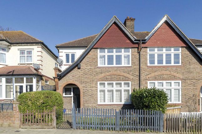 Cricklade Avenue, London SW2 3 bed semi