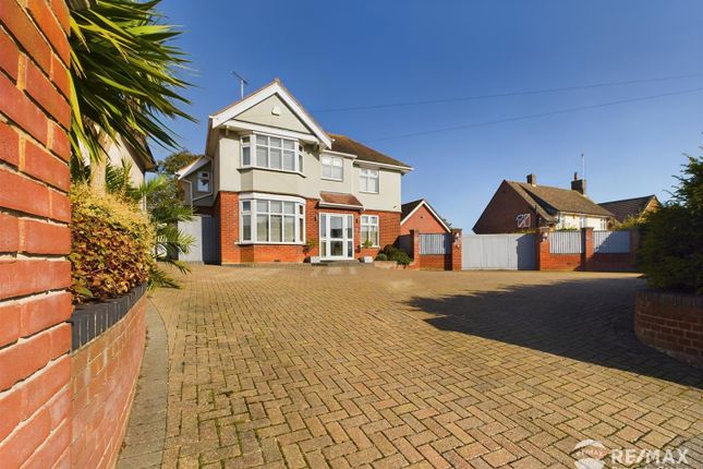 4 bed detached house