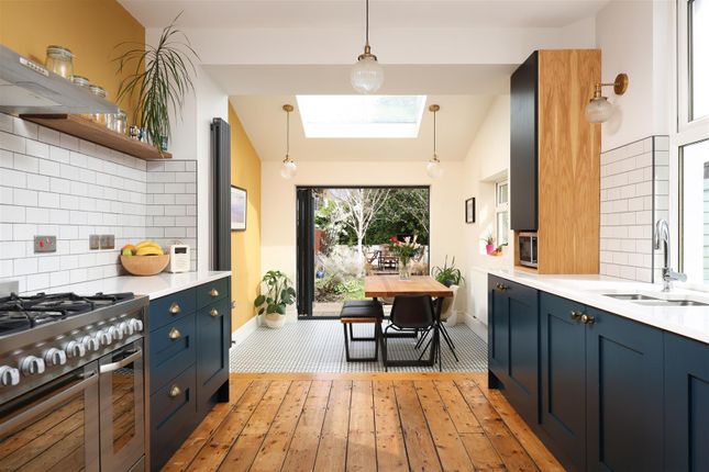 4 bed terraced house