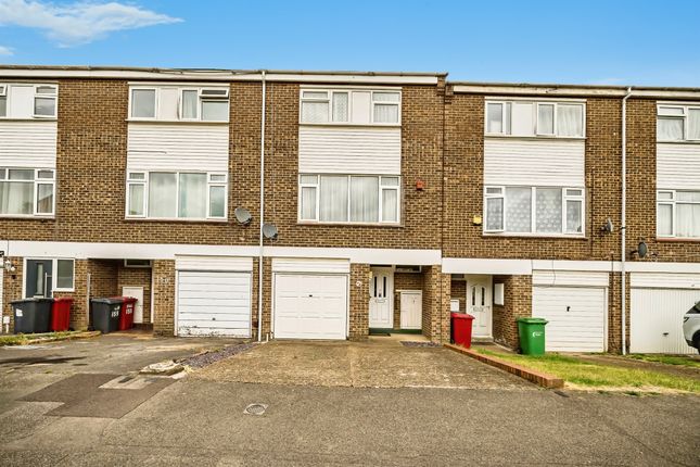 4 bedroom town house for sale