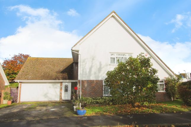 Beech Grove, Ramsgate CT12 5 bed detached house for sale