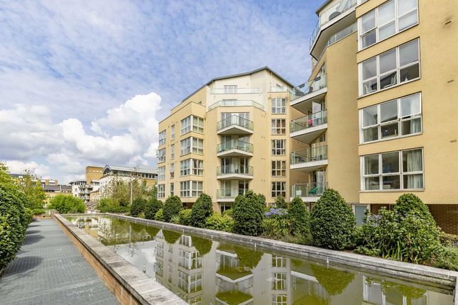 Water Gardens Square, London SE16 3 bed flat for sale