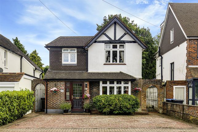 Farleigh Road, Warlingham, Surrey, CR6 3 bed detached house for sale