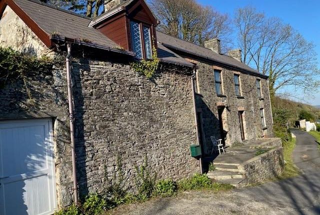 Pendine, Carmarthen 4 bed detached house for sale