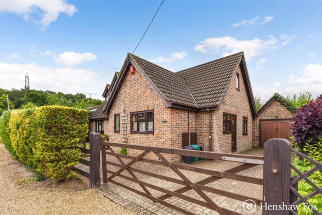 Bolhinton Avenue, Marchwood, Hampshire 3 bed detached house for sale