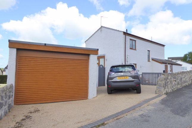 4 bed detached house