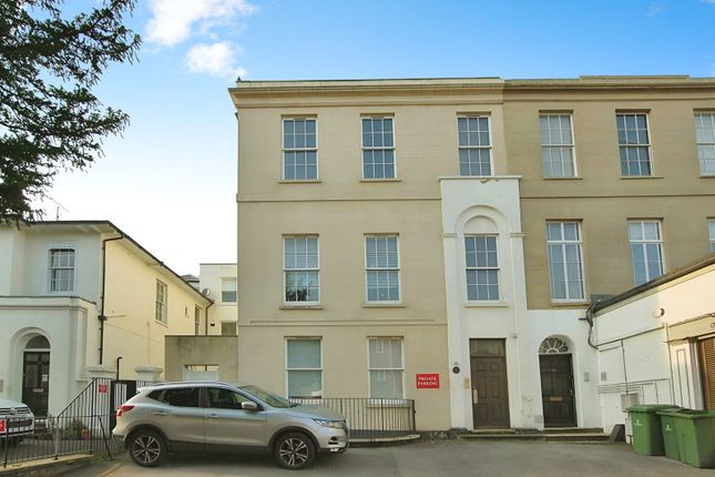 2 bed flat