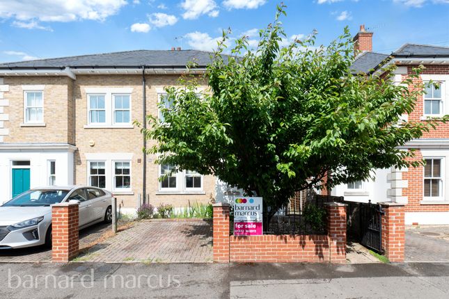4 bedroom semi-detached house for sale