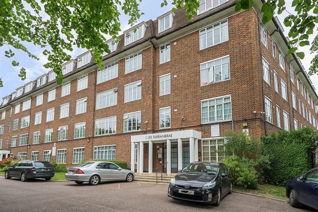Willesden Lane, London, NW6 3 bed flat for sale