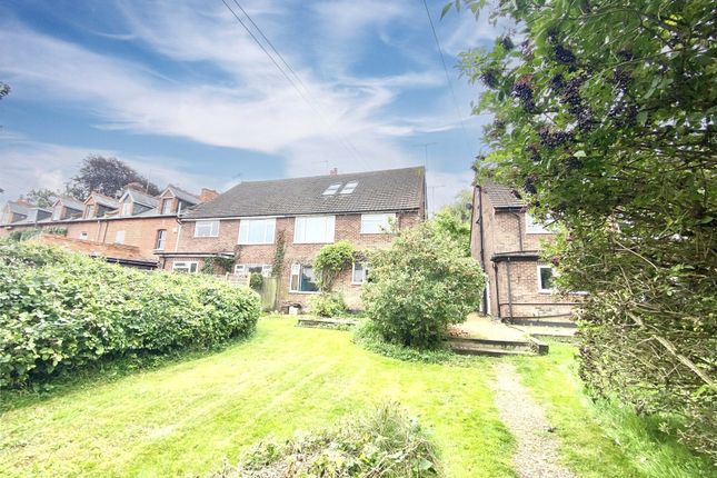 Mill Green, Caversham, Reading... 2 bed maisonette for sale