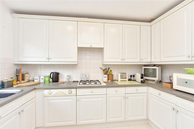 Abbey Street, Faversham, Kent 3 bed semi