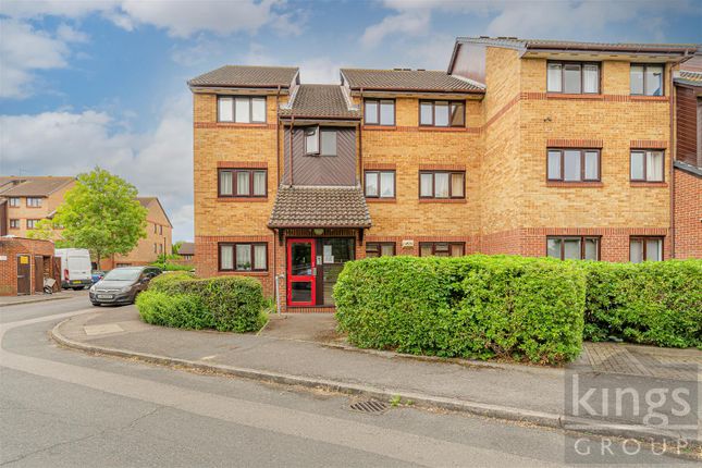 Parr Close, London, N9 2 bed flat for sale