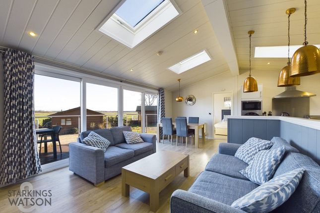 Staithe Road, Burgh St. Peter, Beccles 2 bed lodge for sale