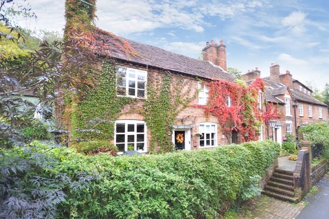 Darby Road, Telford TF8 3 bed cottage for sale