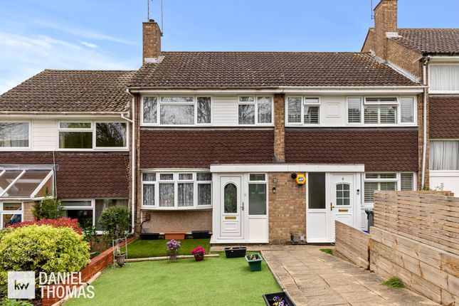Chequers Walk, Waltham Abbey, EN9 3 bed terraced house for sale