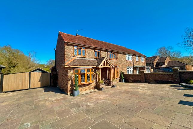 Tees Drive, Essex 5 bed semi