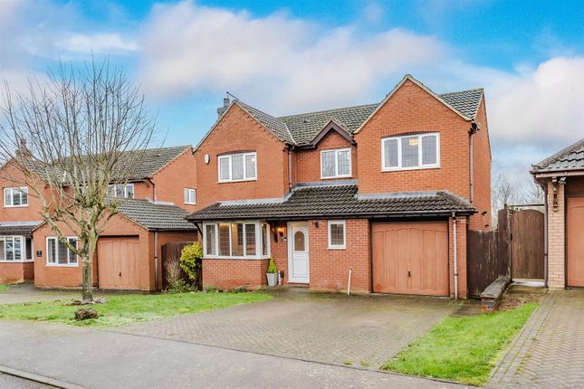 4 bed detached house