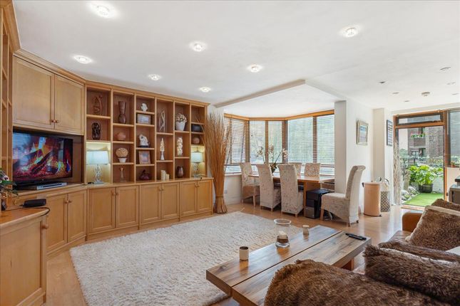 Ash Lodge, Eternit Walk, Fulham... 1 bed apartment for sale