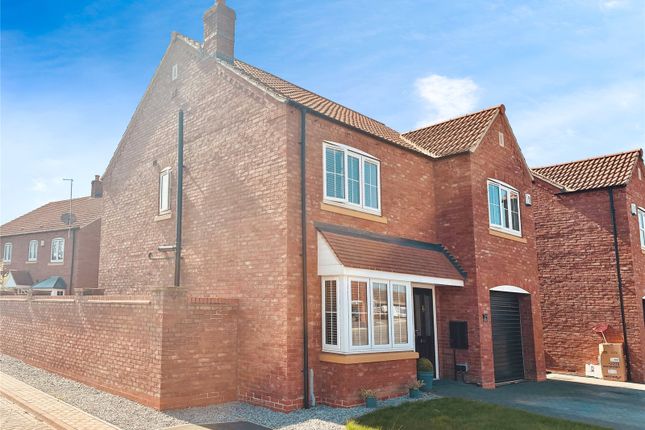 4 bed detached house