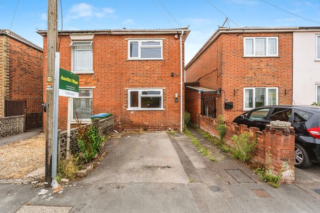2 bedroom semi-detached house for sale