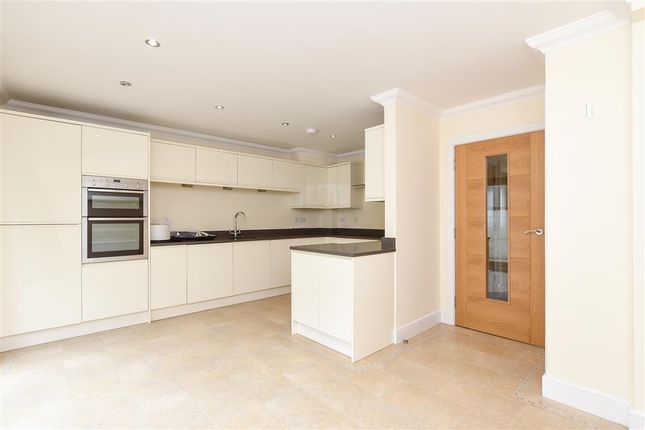 4 bed semi-detached house