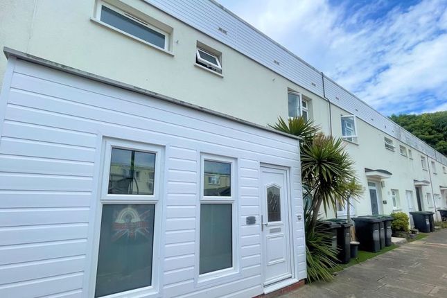 Rodney Close, Gosport PO13 4 bed terraced house for sale